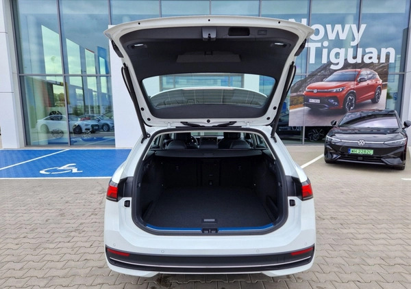 Volkswagen Passat cena 174000 przebieg: 1, rok produkcji 2024 z Siemiatycze małe 781